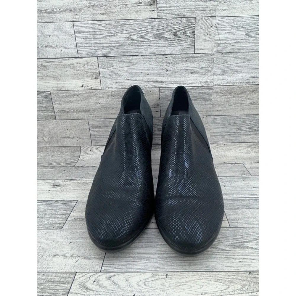 ECCO Shape 75 Navy Blue Snakeskin‎ Embossed Leather Block Heel Booties Women 39